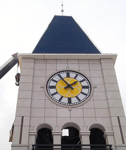 Reloj de Torre con Montaje Empotrado